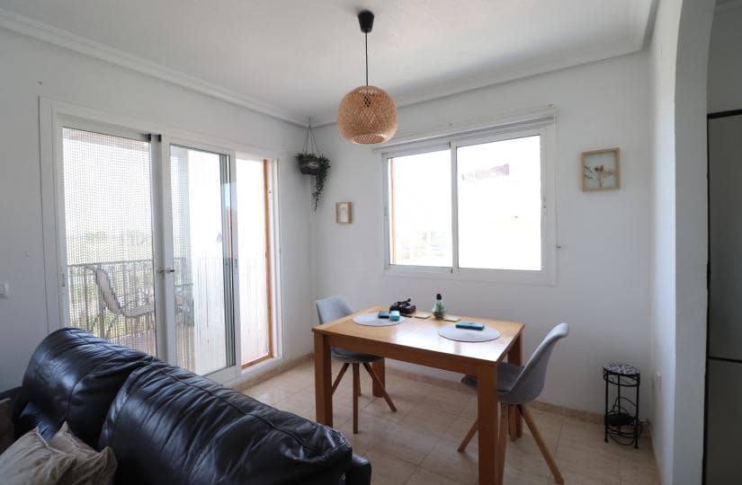 2 soveværelse Lejlighed til salg i Daya Vieja med swimmingpool - € 139.950 (Ref: 9669752)