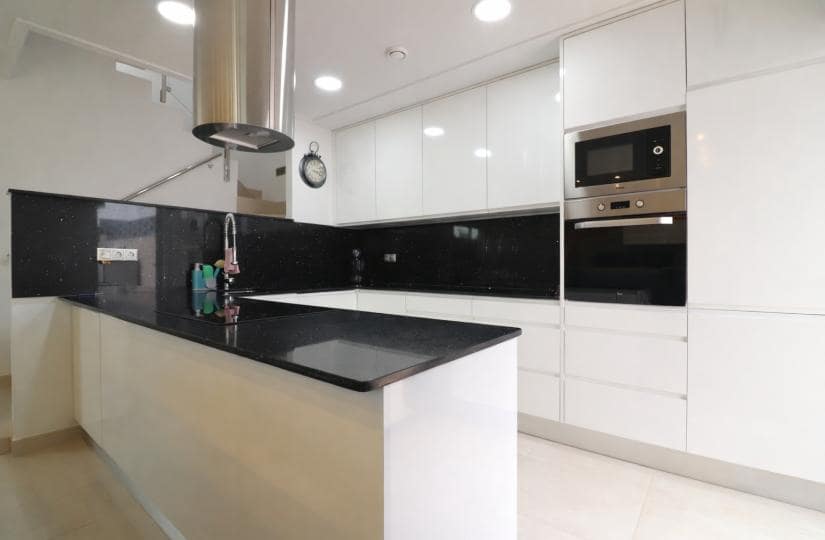 3 bedroom Villa for sale in Benijofar with pool garage - € 399,950 (Ref: 9669753)