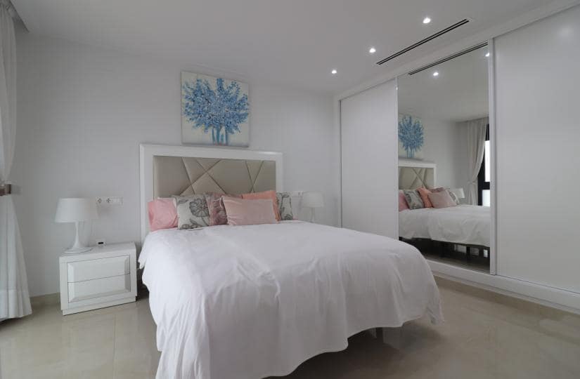 3 bedroom Villa for sale in Benijofar with pool garage - € 399,950 (Ref: 9669753)