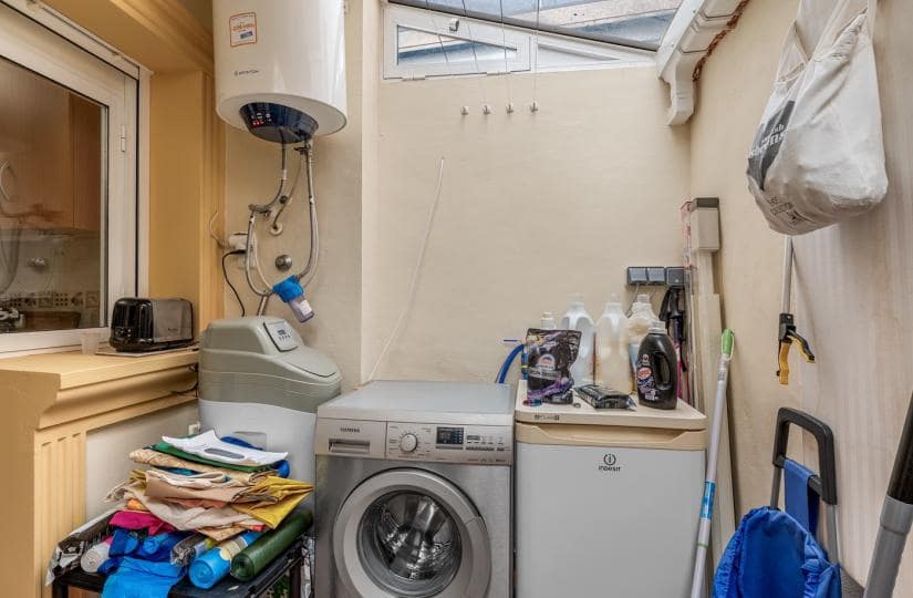 Casa de 3 habitaciones en Villamartin en venta con piscina garaje - 345.000 € (Ref: 9669858)