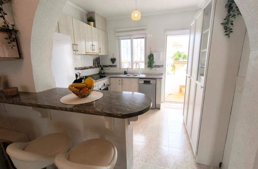 3 slaapkamer Halfvrijstaande villa te koop in Monte Azul met zwembad garage - € 239.950 (Ref: 9676632)