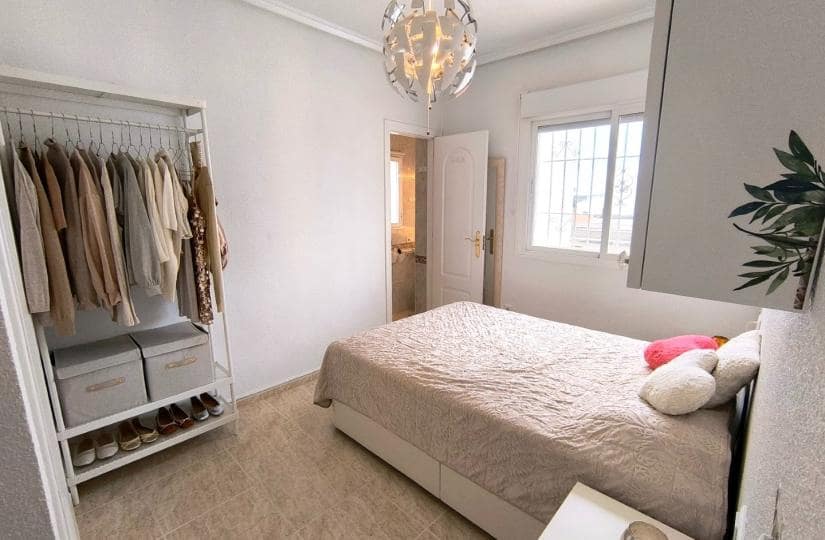 3 slaapkamer Halfvrijstaande villa te koop in Monte Azul met zwembad garage - € 239.950 (Ref: 9676632)