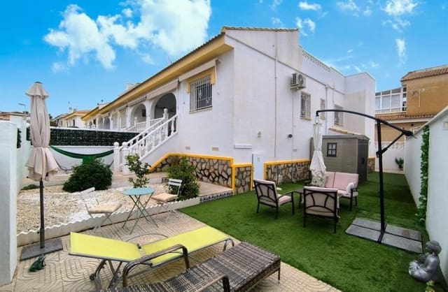 Pareado de 3 habitaciones en Monte Azul, Benijófar en venta con piscina garaje - 239.950 € (Ref: 9676632)