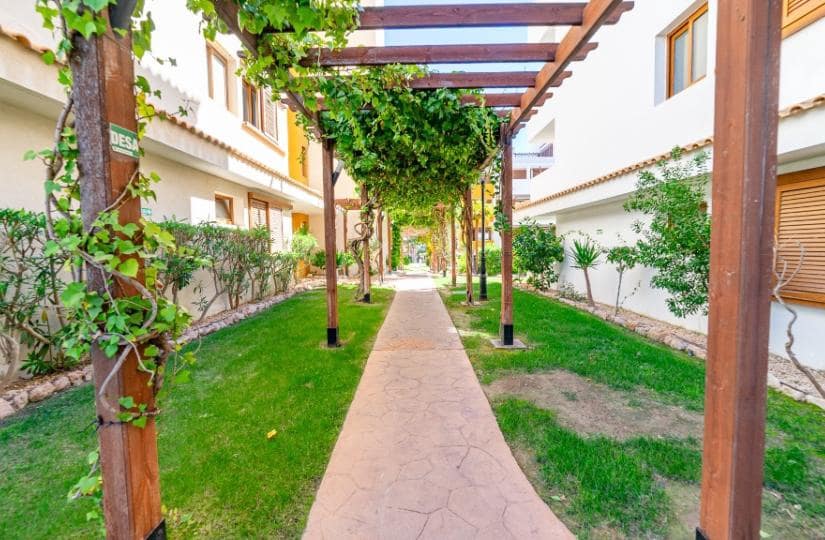 2 bedroom Apartment for sale in Orihuela Costa with pool garage - € 260,000 (Ref: 9676633)