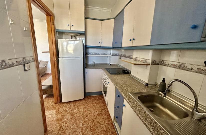 Apartamento de 2 habitaciones en Orihuela Costa en venta con piscina - 148.000 € (Ref: 9676635)