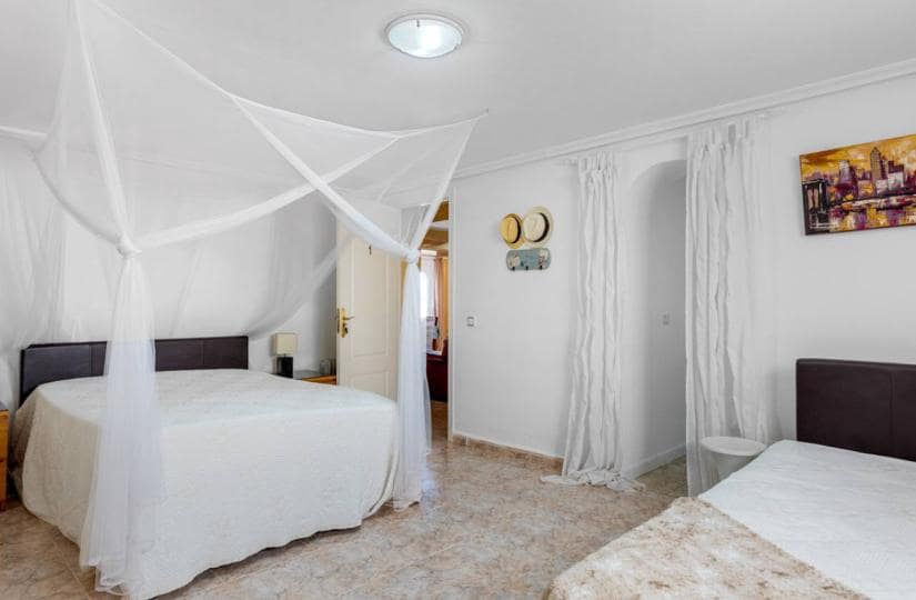 6 quarto Moradia para venda em Benijofar com piscina garagem - 499 000 € (Ref: 9683275)