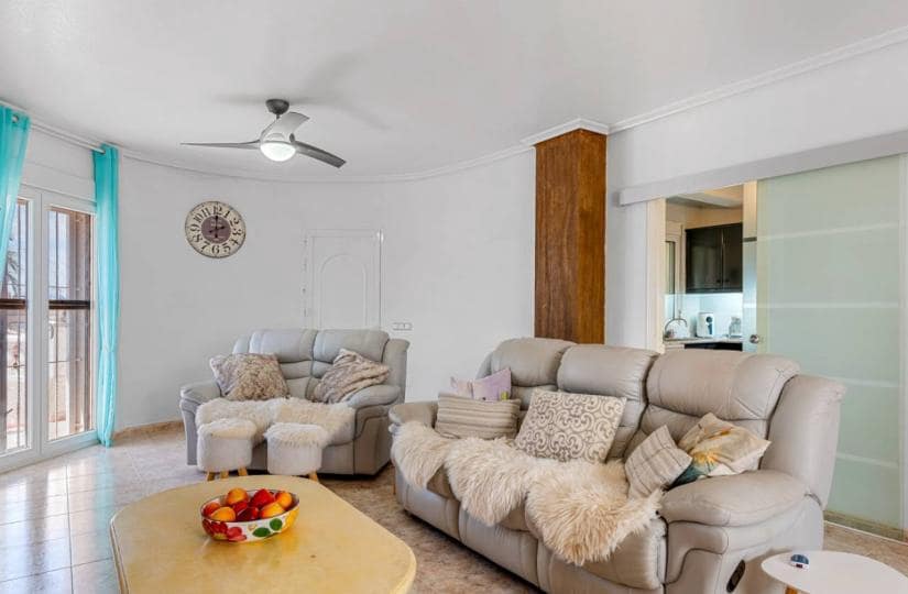 6 quarto Moradia para venda em Benijofar com piscina garagem - 499 000 € (Ref: 9683275)