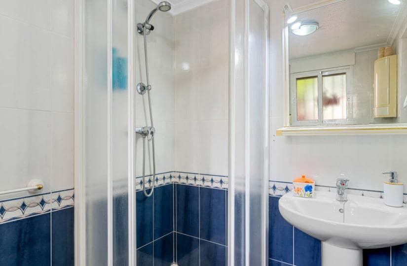 6 quarto Moradia para venda em Benijofar com piscina garagem - 499 000 € (Ref: 9683275)