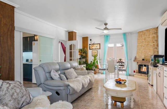 6 quarto Moradia para venda em Benijófar com piscina garagem - 499 000 € (Ref: 9683275)