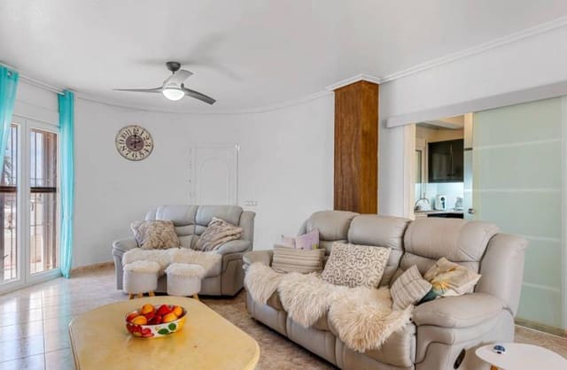 6 quarto Moradia para venda em Benijófar com piscina garagem - 499 000 € (Ref: 9683275)