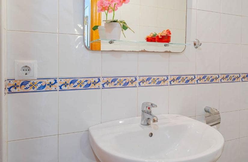 2 makuuhuone Paritalo myytävänä paikassa Orihuela Costa mukana uima-altaan - 269 000 € (Ref: 9688653)