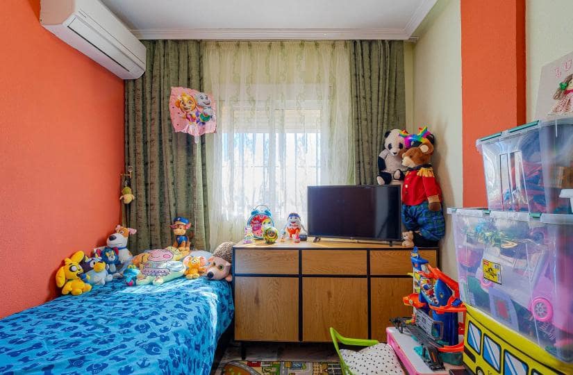 2 makuuhuone Paritalo myytävänä paikassa Orihuela Costa mukana uima-altaan - 269 000 € (Ref: 9688653)