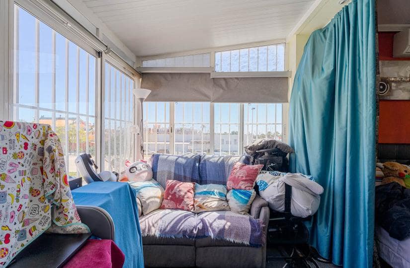 2 makuuhuone Paritalo myytävänä paikassa Orihuela Costa mukana uima-altaan - 269 000 € (Ref: 9688653)