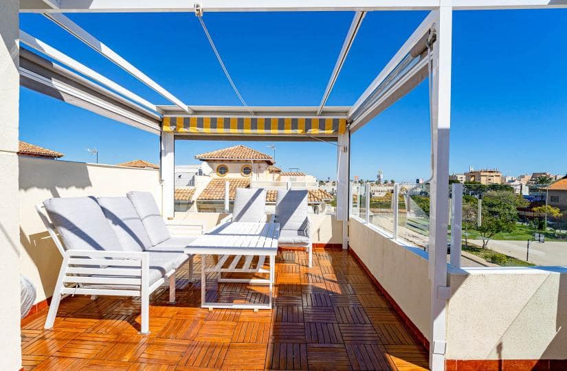 2 makuuhuone Paritalo myytävänä paikassa Orihuela Costa mukana uima-altaan - 269 000 € (Ref: 9688653)