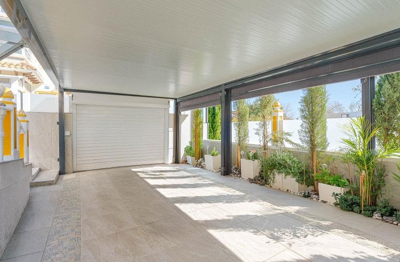 2 makuuhuone Paritalo myytävänä paikassa Orihuela Costa mukana uima-altaan - 269 000 € (Ref: 9688653)