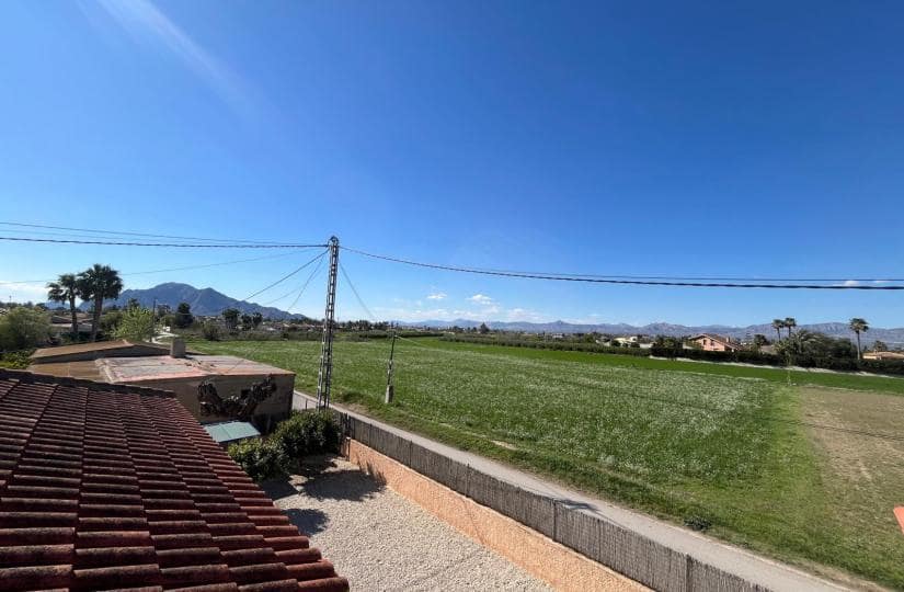 5 Zimmer Villa zu verkaufen in Catral mit Pool Garage - 449.995 € (Ref: 9688654)