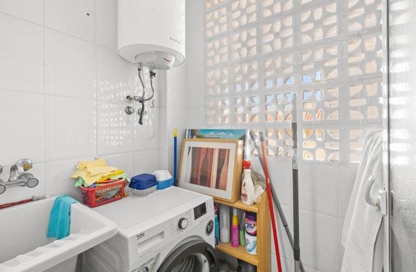 2 soveværelse Lejlighed til salg i Gran Alacant med swimmingpool garage - € 249.000 (Ref: 9689910)