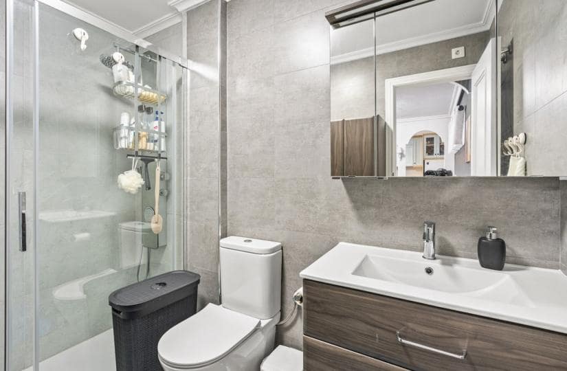 2 soveværelse Lejlighed til salg i Gran Alacant med swimmingpool garage - € 249.000 (Ref: 9689910)