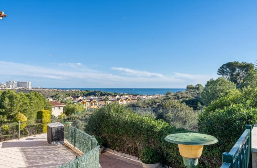 2 soveværelse Lejlighed til salg i Gran Alacant med swimmingpool garage - € 249.000 (Ref: 9689910)