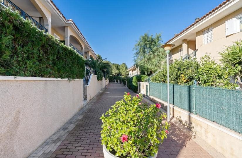 2 soveværelse Lejlighed til salg i Gran Alacant med swimmingpool garage - € 249.000 (Ref: 9689910)