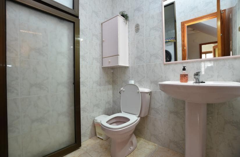 3 soverom Kjedet enebolig til salgs i Playa Flamenca med svømmebasseng - € 239 000 (Ref: 9689911)