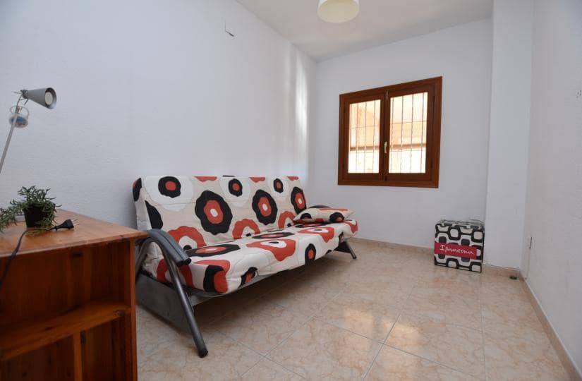 3 soverom Kjedet enebolig til salgs i Playa Flamenca med svømmebasseng - € 239 000 (Ref: 9689911)