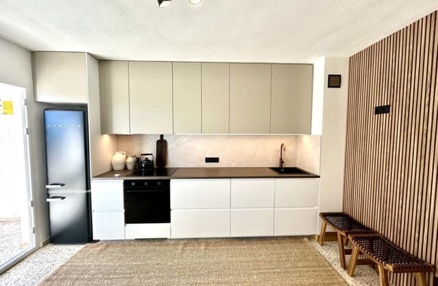2 chambre Appartement à vendre à El Moncayo - El Pòrtic, Guardamar del Segura avec piscine - 169 900 € (Ref: 9690366)