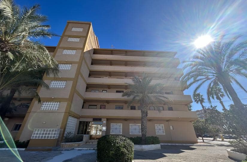 2 chambre Appartement à vendre à Guardamar del Segura avec piscine - 169 900 € (Ref: 9690366)