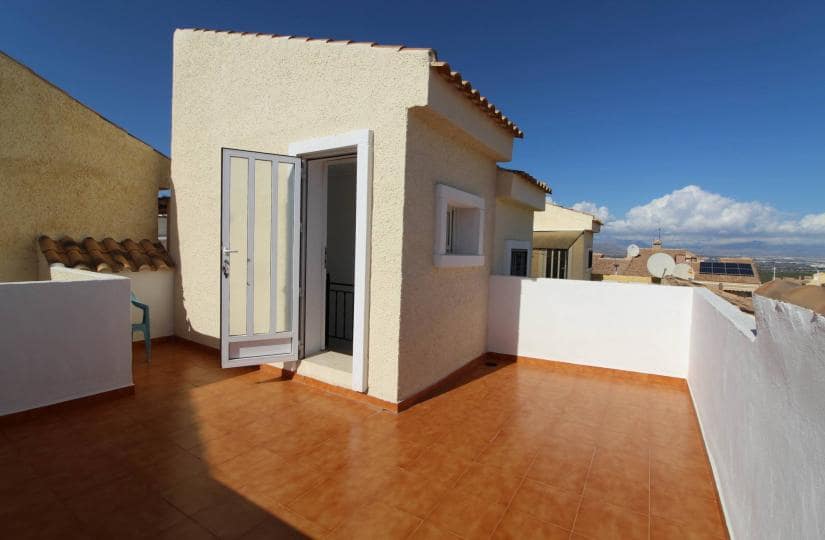 2 bedroom Townhouse for sale in Gran Alacant with pool - € 199,000 (Ref: 9706009)