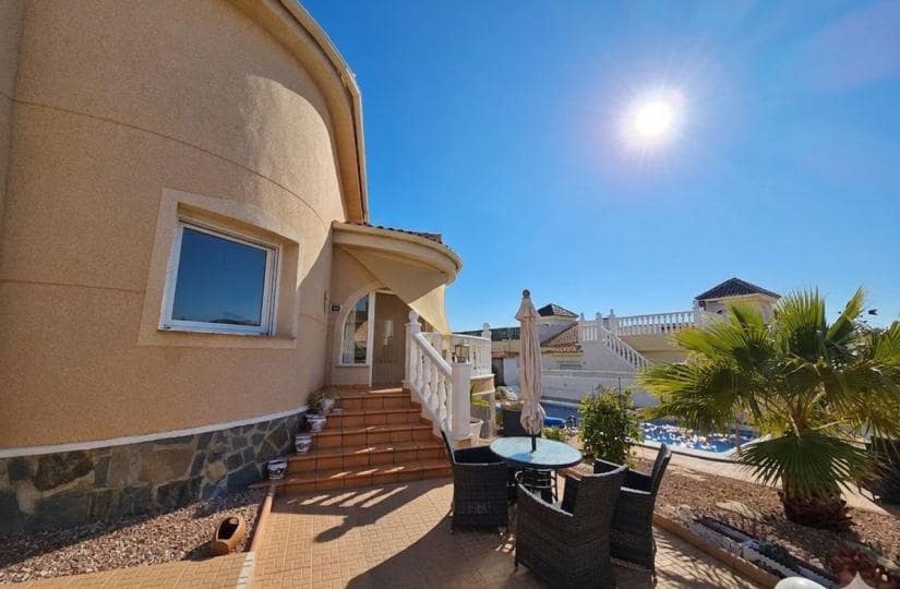 3 soverom Villa til salgs i La Marquesa med svømmebasseng garasje - € 349 000 (Ref: 9706010)