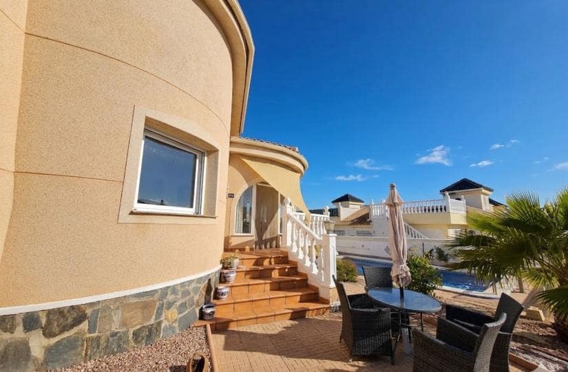 3 soverom Villa til salgs i La Marquesa med svømmebasseng garasje - € 349 000 (Ref: 9706010)