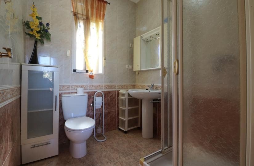 Chalet de 2 habitaciones en Benijófar en venta con piscina garaje - 274.950 € (Ref: 9706011)