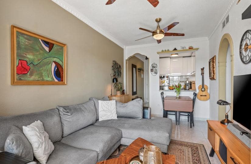 2 soverom Leilighet til salgs i Algorfa med svømmebasseng garasje - € 145 000 (Ref: 9719336)