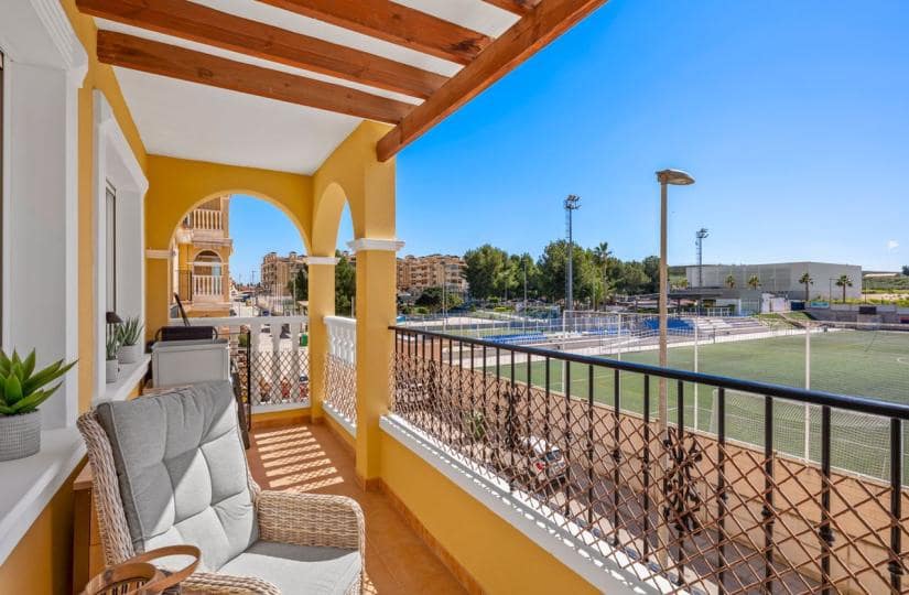 2 soverom Leilighet til salgs i Algorfa med svømmebasseng garasje - € 145 000 (Ref: 9719336)