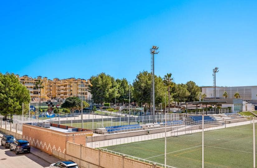 2 soverom Leilighet til salgs i Algorfa med svømmebasseng garasje - € 145 000 (Ref: 9719336)