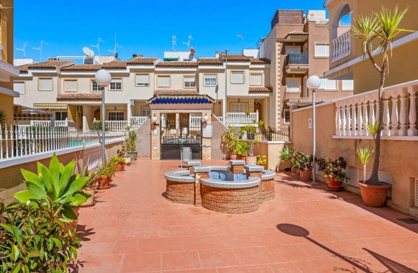 2 soverom Leilighet til salgs i Algorfa med svømmebasseng garasje - € 145 000 (Ref: 9719336)