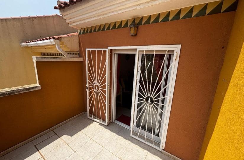 3 camera da letto Casa in vendita in Dona Pepa con piscina garage - 249.995 € (Rif: 9720511)