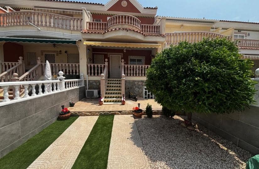 3 camera da letto Casa in vendita in Dona Pepa con piscina garage - 249.995 € (Rif: 9720511)