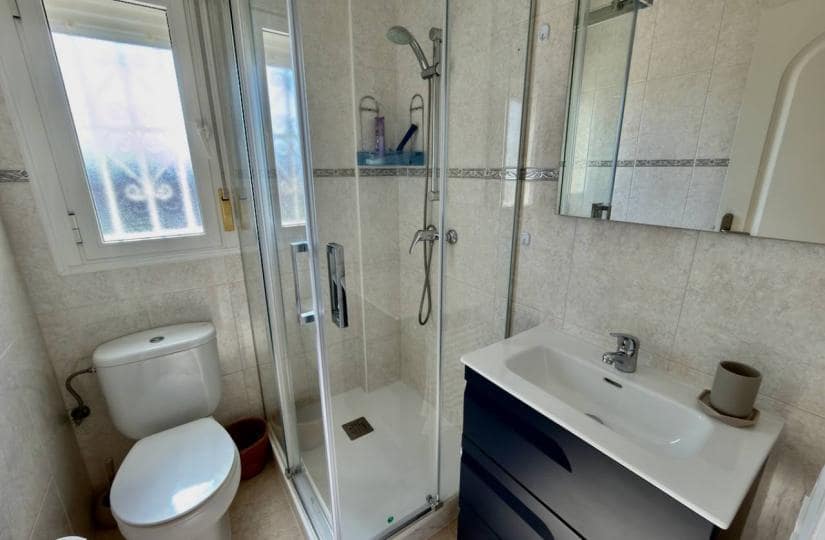 2 bedroom Apartment for sale in Ciudad Quesada with pool - € 175,000 (Ref: 9720916)