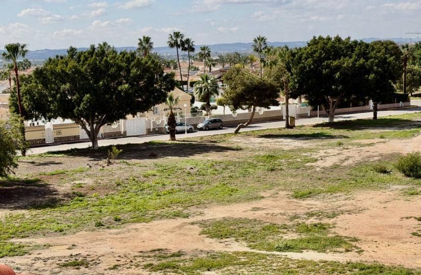 2 bedroom Apartment for sale in Ciudad Quesada with pool - € 175,000 (Ref: 9720916)