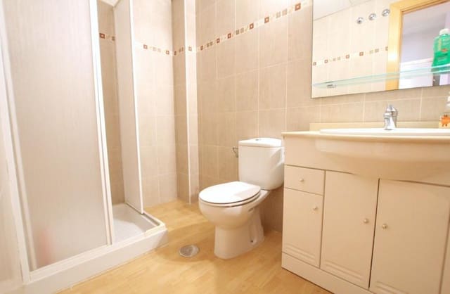 2 Zimmer Apartment zu verkaufen in Los Palacios, Formentera del Segura mit Pool - 94.500 € (Ref: 9735238)