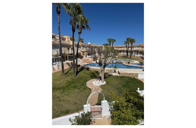 Bungalow de 2 habitaciones en Doña Pepa en venta con piscina garaje - 165.000 € (Ref: 9740230)