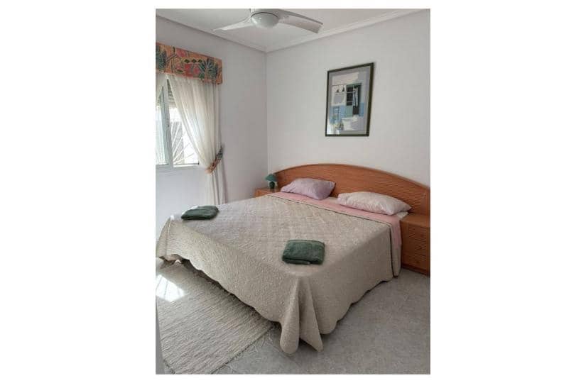 Bungalow de 2 habitaciones en Doña Pepa en venta con piscina garaje - 165.000 € (Ref: 9740230)