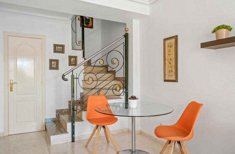 2 Zimmer Haus zu verkaufen in Ciudad Quesada mit Pool - 165.000 € (Ref: 9745278)