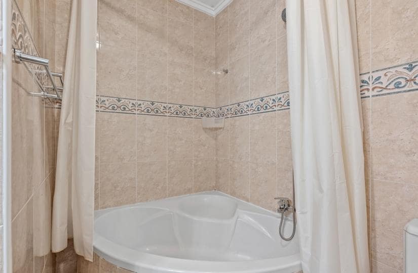 2 Zimmer Haus zu verkaufen in Ciudad Quesada mit Pool - 165.000 € (Ref: 9745278)