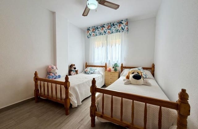 3 slaapkamer Appartement te koop in Guardamar Playa, Guardamar del Segura met zwembad garage - € 229.000 (Ref: 9745279)