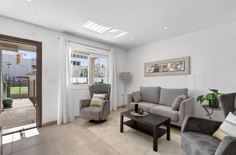 3 Zimmer Apartment zu verkaufen in Aguas Nuevas mit Pool Garage - 259.000 € (Ref: 9747491)