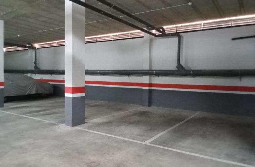 1 chambre Appartement à vendre à Torrevieja avec piscine garage - 175 000 € (Ref: 9763599)