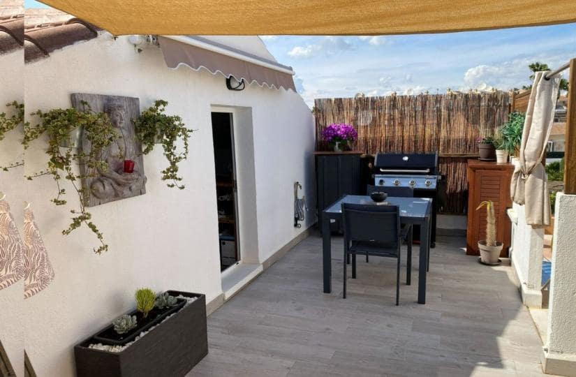 2 soveværelse Lejlighed til salg i Dona Pepa med swimmingpool - € 189.995 (Ref: 9763600)