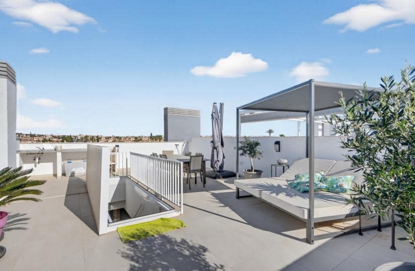 2 slaapkamer Penthouse te koop in Playa Flamenca met zwembad garage - € 499.000 (Ref: 9764858)